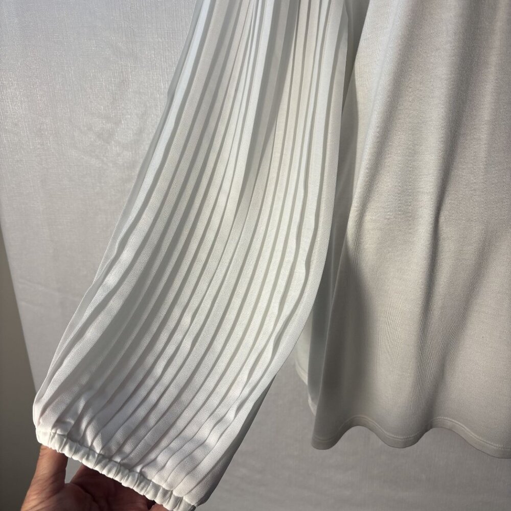 Talbots Womens Plus Size 1X Ivory Pleated Sleeve Blouse Top Rayon/Polyester - Picture 2 of 8